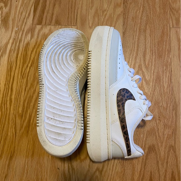 Nike Wmns Court Vision Alta 'Leopard' Leather size 10 - Picture 2 of 7